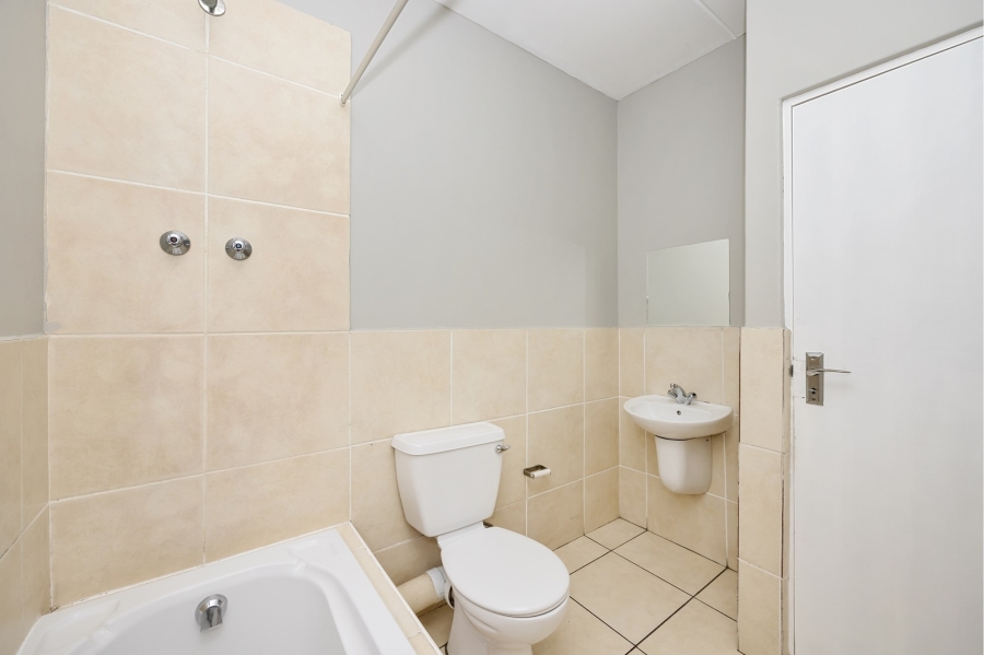 2 Bedroom Property for Sale in Parklands Western Cape